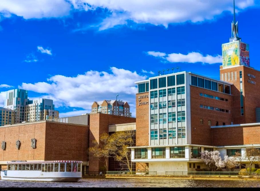 Museum of Science and Charles Hayden Planetarium